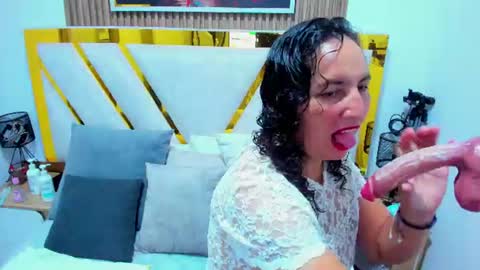 Snapshot of luna_naughty1 chatting on July 28, 2026, 4:50 pm luna_naughty1 online show from July 28, 2026, 4:50 pm