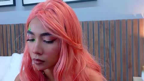 LUNA  online show from February 25, 2026, 4:38 pm