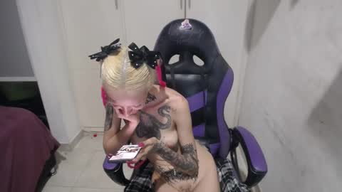 Snapshot of luna_rosita chatting on February 3, 2025, 6:45 am Luna online show from February 3, 2025, 6:45 am