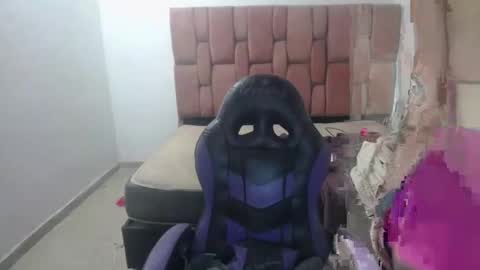 Snapshot of luna_rosita chatting on February 11, 2025, 4:22 am Luna online show from February 11, 2025, 4:22 am