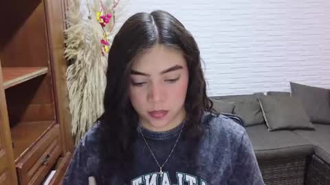 Snapshot of luna_rousse26 chatting on May 27, 2026, 2:03 pm luna_rousse26 online show from May 27, 2026, 2:03 pm
