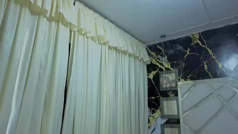 luna online show from December 17, 2025, 7:09 pm