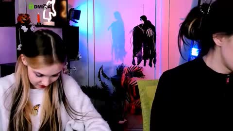 Snapshot of luna_tin chatting on November 1, 2025, 8:11 pm Luna online show from November 1, 2025, 8:11 pm