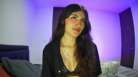 Luna Valmont online show from March 17, 2026, 8:23 pm