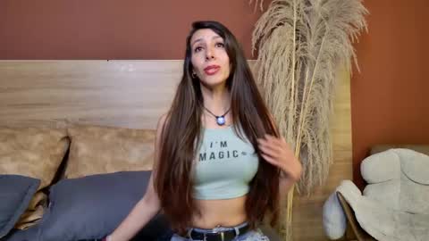 luna online show from May 2, 2026, 8:14 pm
