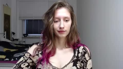 Snapshot of luna_xsensual chatting on November 14, 2025, 7:40 am L U N A online show from November 14, 2025, 7:40 am