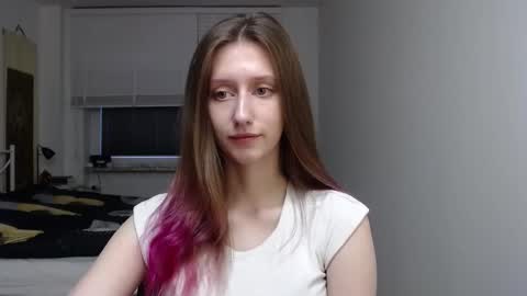 Snapshot of luna_xsensual chatting on November 17, 2025, 6:30 am L U N A online show from November 17, 2025, 6:30 am