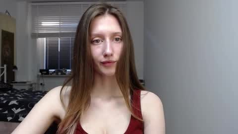 Snapshot of luna_xsensual chatting on February 3, 2026, 6:51 am L U N A online show from February 3, 2026, 6:51 am