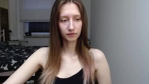 Snapshot of luna_xsensual chatting on February 10, 2026, 6:50 am L U N A online show from February 10, 2026, 6:50 am