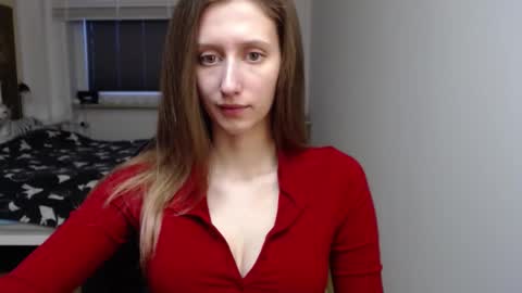 Snapshot of luna_xsensual chatting on February 17, 2026, 6:32 am L U N A online show from February 17, 2026, 6:32 am