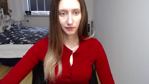 Snapshot of luna_xsensual chatting on March 2, 2026, 7:15 am L U N A online show from March 2, 2026, 7:15 am