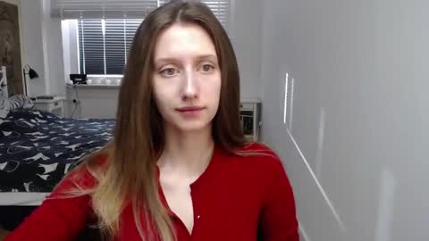 Snapshot of luna_xsensual chatting on March 9, 2026, 6:28 am L U N A online show from March 9, 2026, 6:28 am
