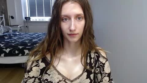 Snapshot of luna_xsensual chatting on March 27, 2026, 8:26 am L U N A online show from March 27, 2026, 8:26 am