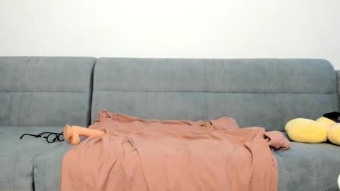      online show from March 8, 2026, 2:04 am