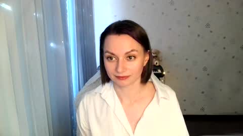 Snapshot of lunaa_bluee chatting on June 13, 2026, 5:11 pm lunaa_bluee online show from June 13, 2026, 5:11 pm