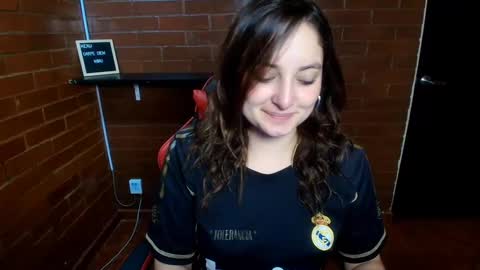 Snapshot of lunaa_m_ chatting on February 12, 2025, 2:21 pm lunaa_m_ online show from February 12, 2025, 2:21 pm