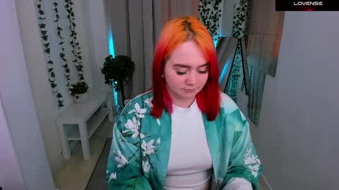 Snapshot of lunaali chatting on April 10, 2026, 9:52 pm Li online show from April 10, 2026, 9:52 pm