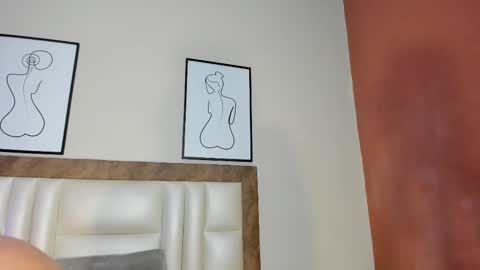 Snapshot of lunaaspen chatting on September 20, 2025, 5:58 pm Luna Aspen online show from September 20, 2025, 5:58 pm