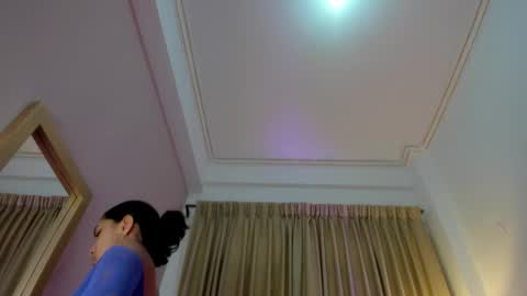 Snapshot of lunaaspen chatting on September 23, 2025, 5:49 pm Luna Aspen online show from September 23, 2025, 5:49 pm