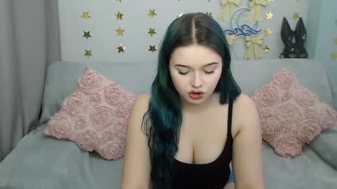 Snapshot of lunablueb chatting on March 12, 2026, 1:50 pm Luna online show from March 12, 2026, 1:50 pm