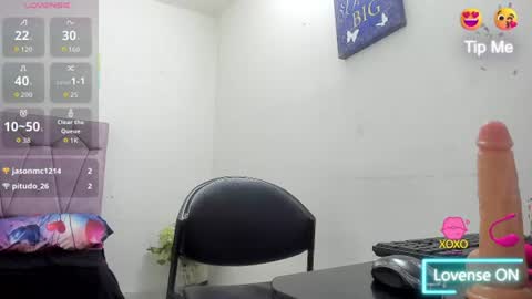 Snapshot of lunabrillante1972 chatting on June 16, 2026, 1:30 am lunabrillante1972 online show from June 16, 2026, 1:30 am