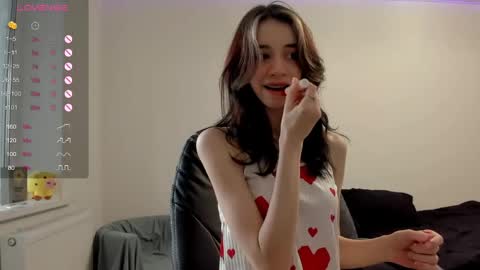 Hello my name is Amanda  online show from May 1, 2026, 4:55 pm