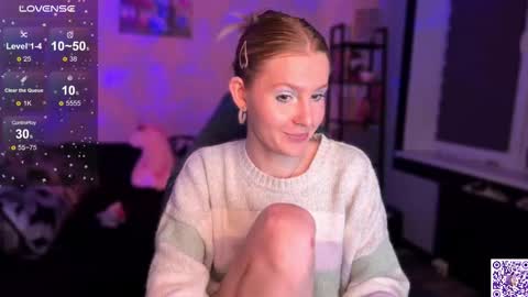 Snapshot of lunacyy chatting on November 13, 2025, 11:25 pm Britney online show from November 13, 2025, 11:25 pm