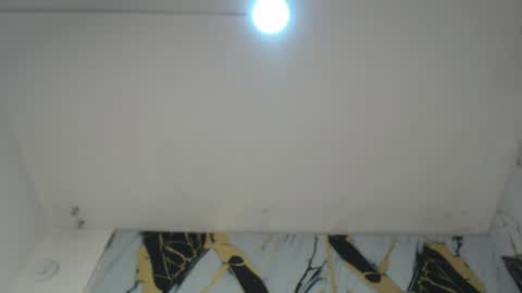 Luna online show from May 31, 2026, 5:15 am