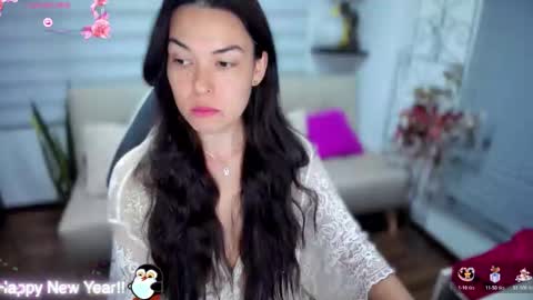 Luna online show from January 13, 2026, 12:05 am