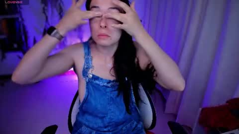 Luna online show from July 19, 2026, 5:44 am