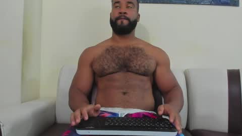 Snapshot of lunainsane58 chatting on May 5, 2026, 7:05 am Luna online show from May 5, 2026, 7:05 am