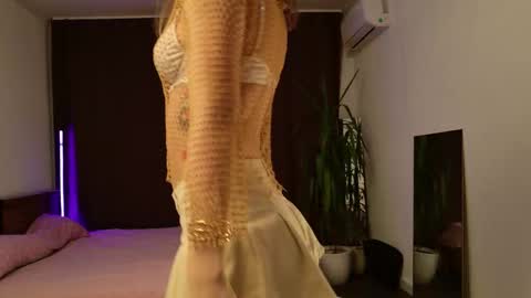 Snapshot of lunalike chatting on October 20, 2025, 5:13 pm lunalike online show from October 20, 2025, 5:13 pm