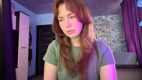 Luna online show from March 5, 2026, 4:08 am