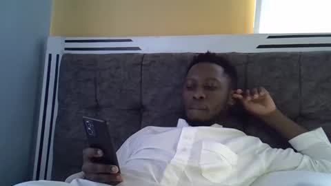 Snapshot of lunalove22_ chatting on November 9, 2025, 5:28 am lunalove22_ online show from November 9, 2025, 5:28 am