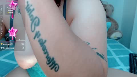 Snapshot of lunalovedoll_ chatting on January 12, 2025, 5:45 am Luna online show from January 12, 2025, 5:45 am