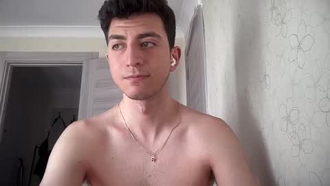 LunaPica online show from January 31, 2025, 11:35 am