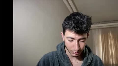 LunaPica online show from October 4, 2025, 8:23 am