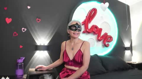 lunamisteriosa_ online show from February 26, 2026, 12:04 pm