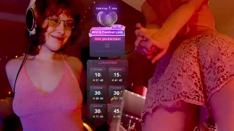 Snapshot of lunaoddity chatting on February 17, 2025, 1:36 am Luna online show from February 17, 2025, 1:36 am