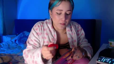 Snapshot of lunapalmer01 chatting on March 30, 2026, 11:55 am Julieth online show from March 30, 2026, 11:55 am
