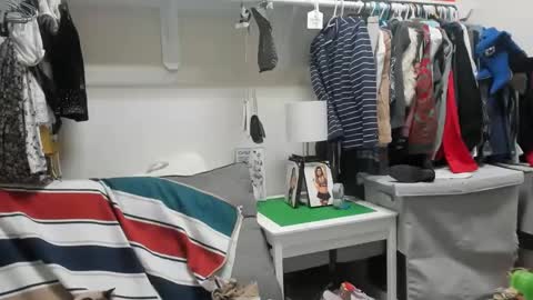 lunapixie2020 online show from January 5, 2025, 1:24 am