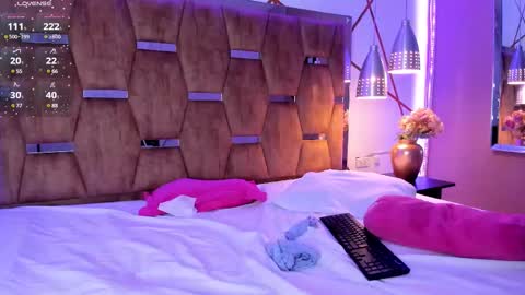 Luna online show from March 1, 2025, 12:17 am