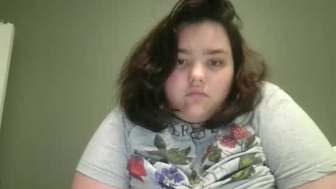 lunar_nightstar online show from September 12, 2025, 10:10 pm