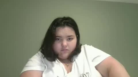 lunar_nightstar online show from September 18, 2025, 2:52 pm