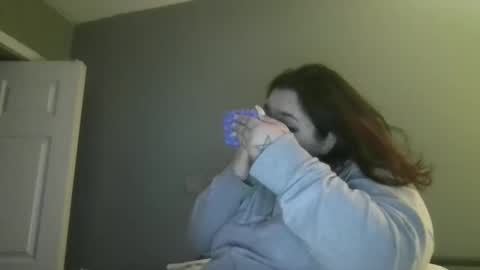 lunar_nightstar online show from October 28, 2025, 10:45 pm