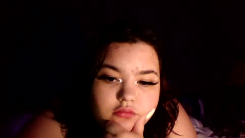 lunar_nightstar online show from November 2, 2025, 7:00 am