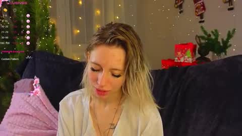 Kelly online show from December 21, 2025, 2:35 pm