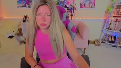Luna Rishi online show from July 30, 2026, 6:45 am
