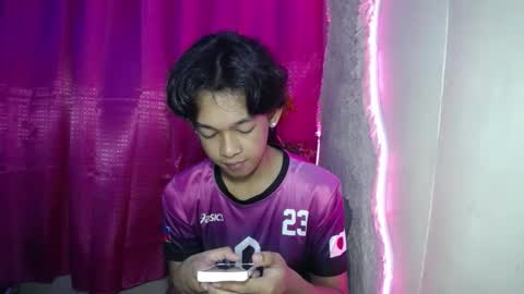 Snapshot of lunarmaxxx chatting on May 8, 2026, 1:44 am max online show from May 8, 2026, 1:44 am