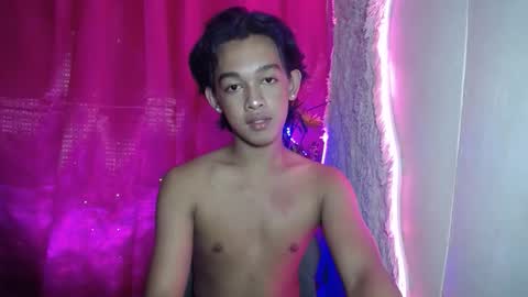 Snapshot of lunarmaxxx chatting on May 30, 2026, 7:55 pm max online show from May 30, 2026, 7:55 pm